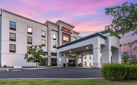 Hampton Inn & Suites Louisville East